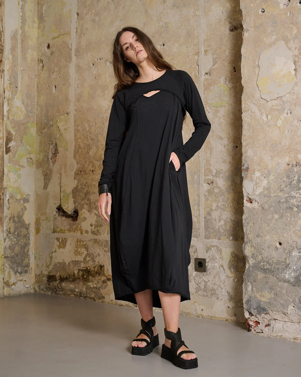 STUDIO B3 CAPSULE – Circles Champaign
