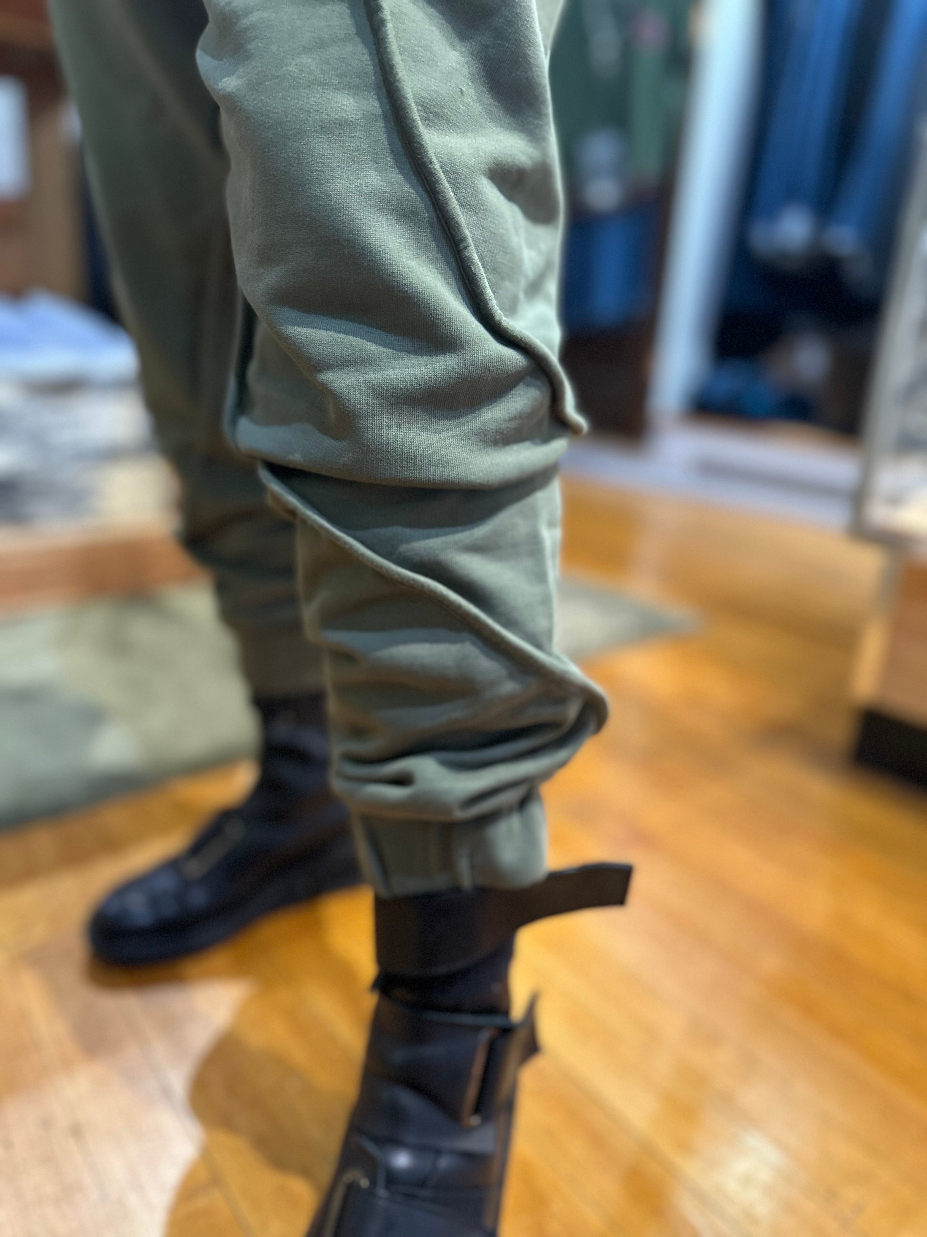Studio B3 - Roots Pant