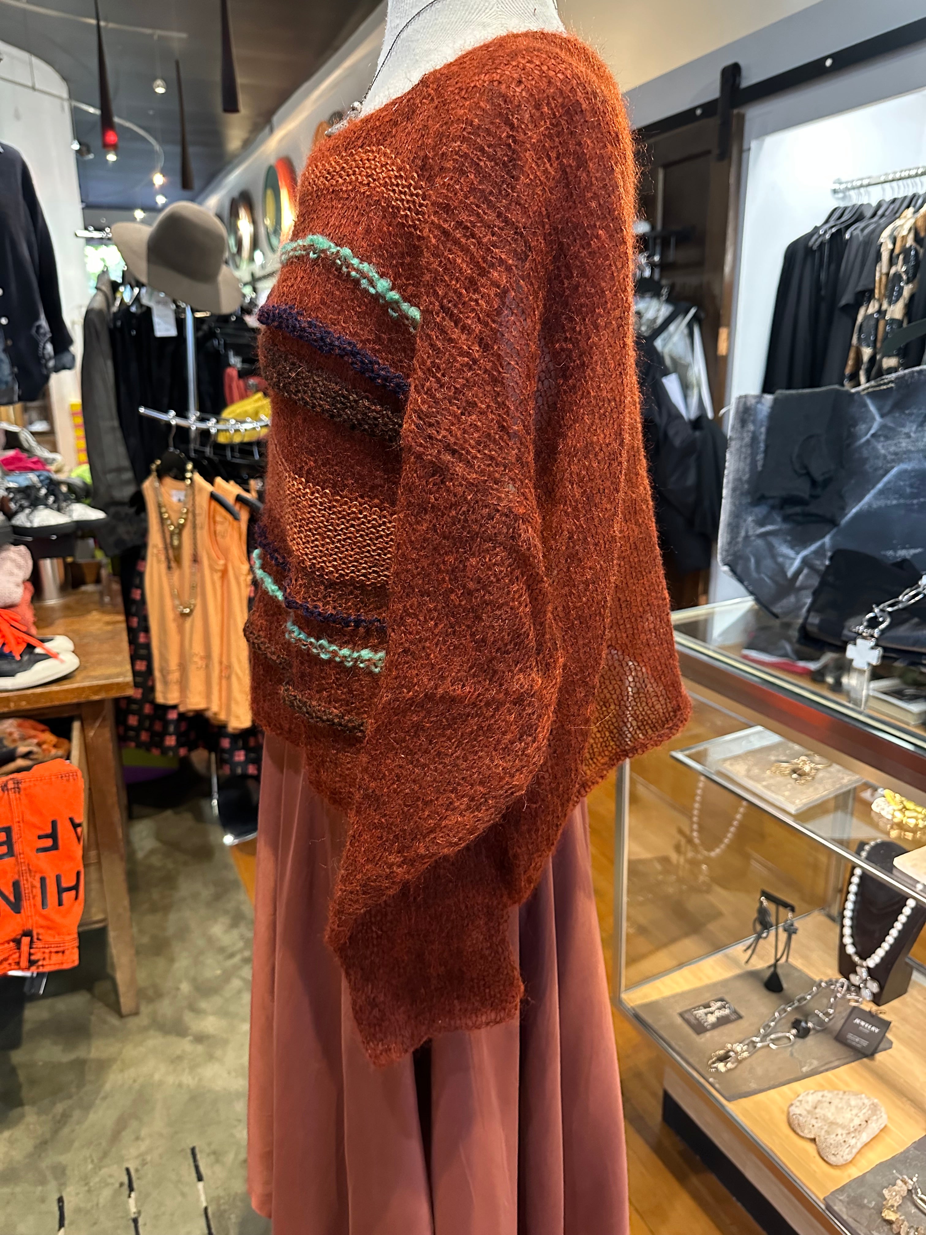 Artists and Revolutionaries - Chittendon Pullover Bittersweet