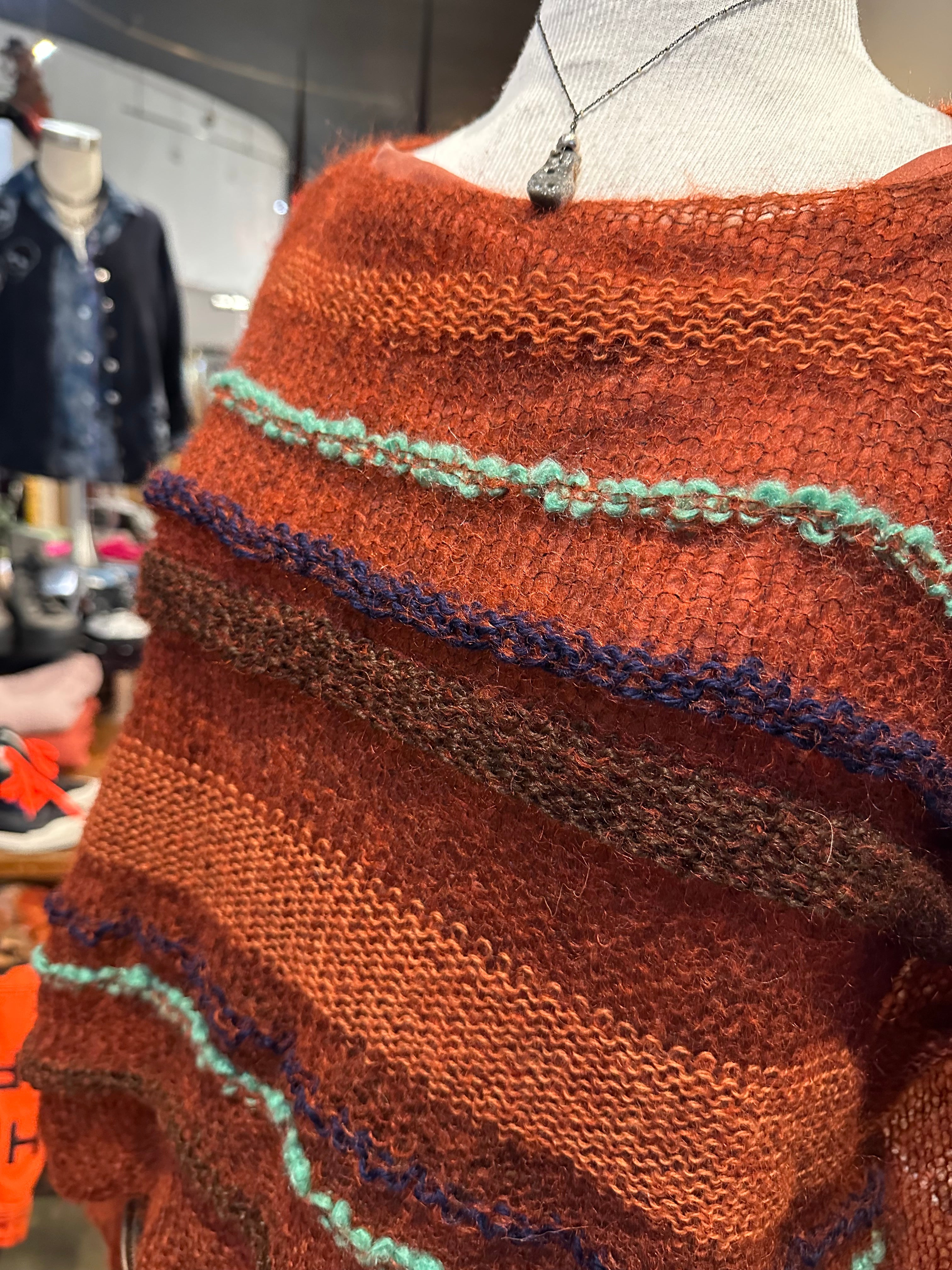 Artists and Revolutionaries - Chittendon Pullover Bittersweet