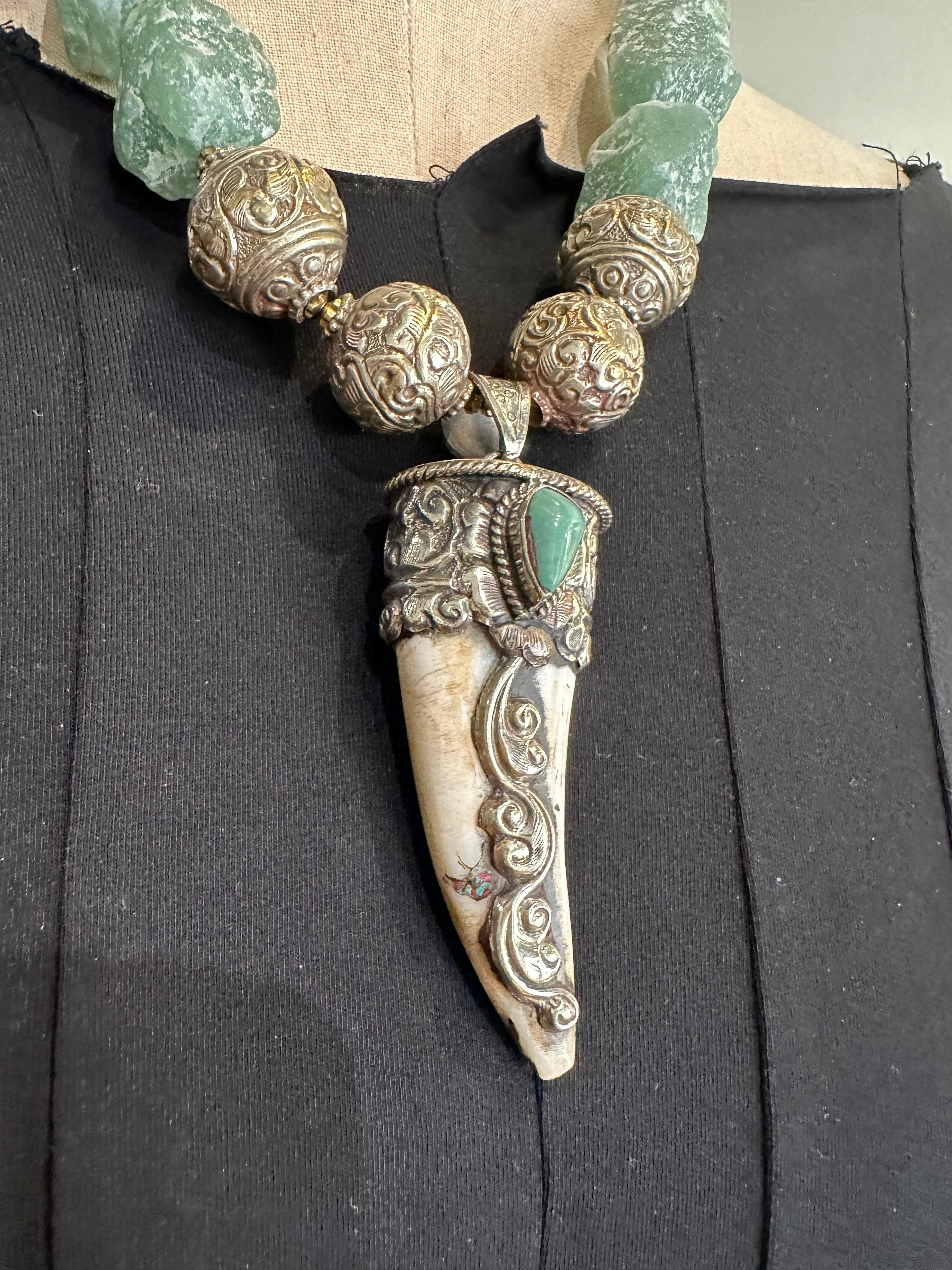 Mya Lambrecht - Conch Shell Tusk Necklace