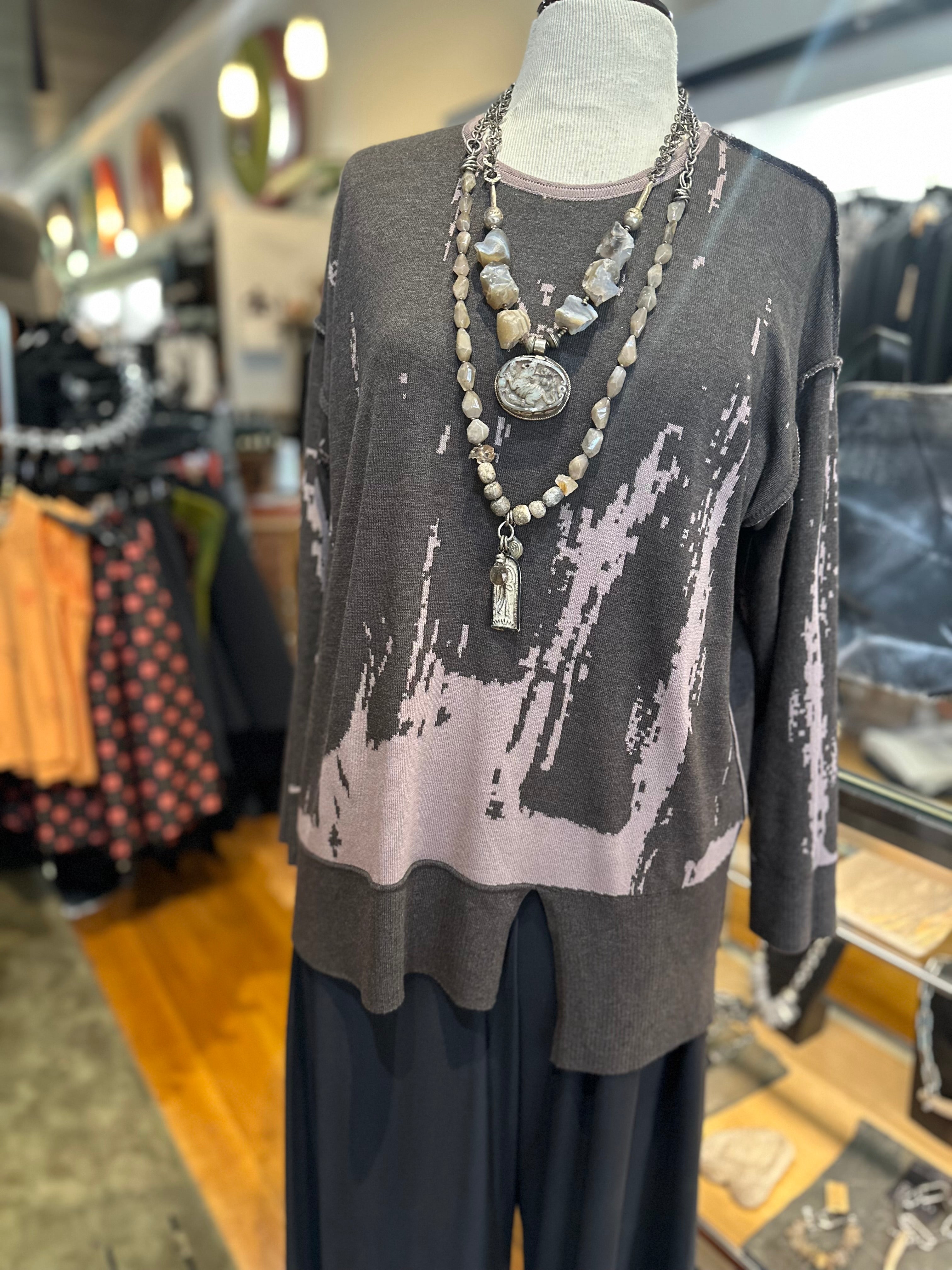 Ozai N KU - Reversible Knit Pullover