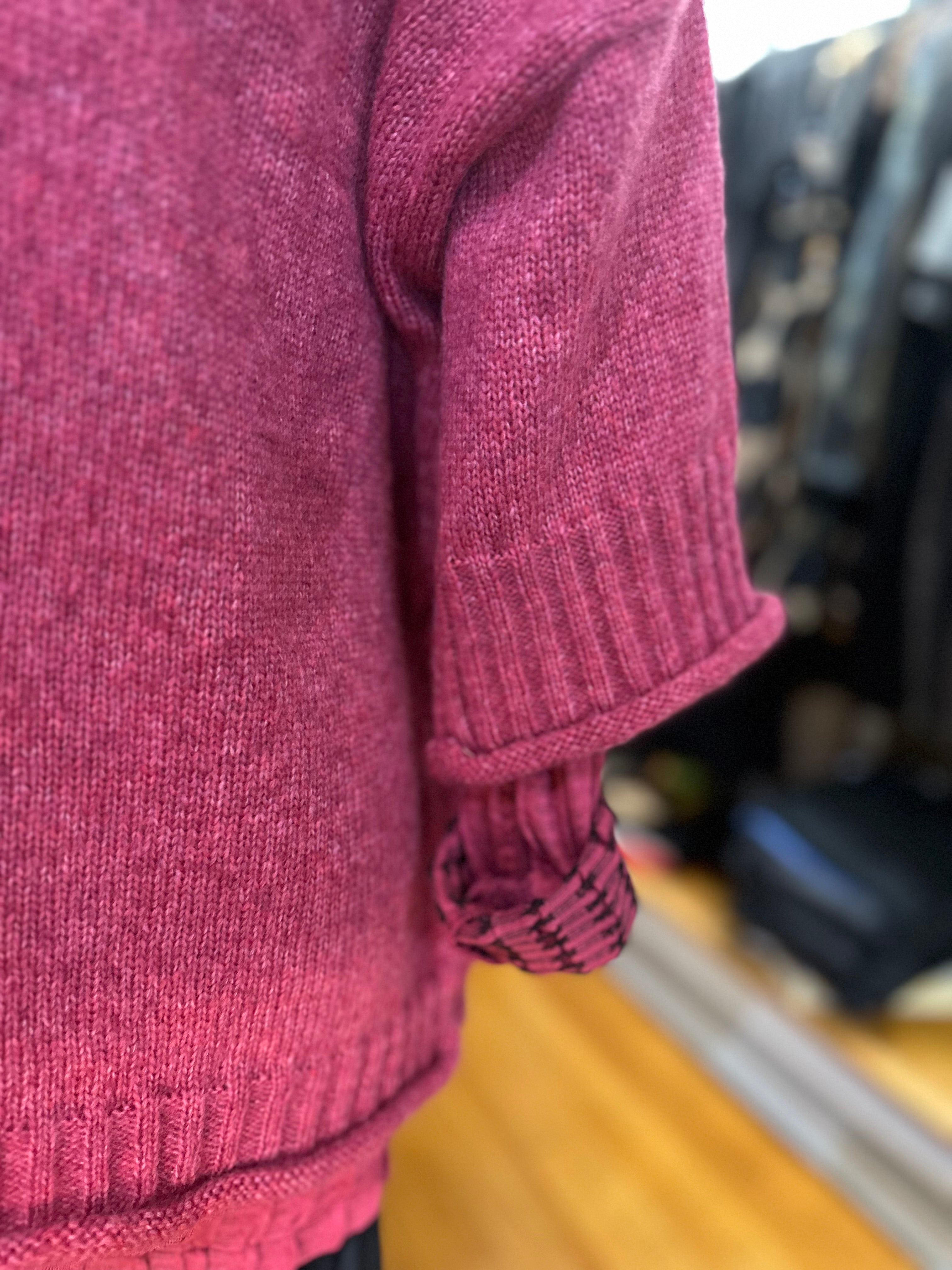 Ozai N KU - Fraise Seamed Tee