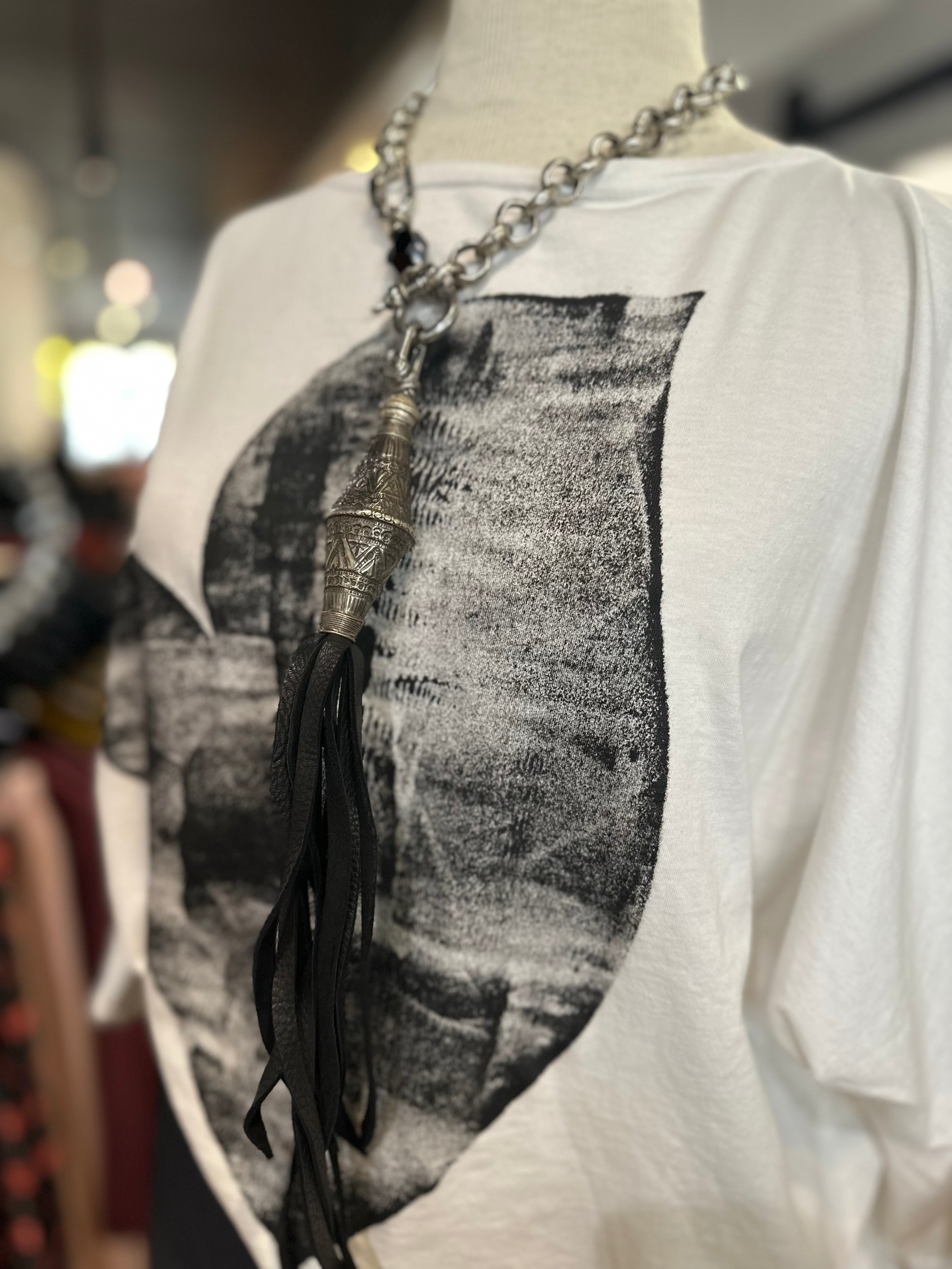 Cynthia Ashby - Luna T White