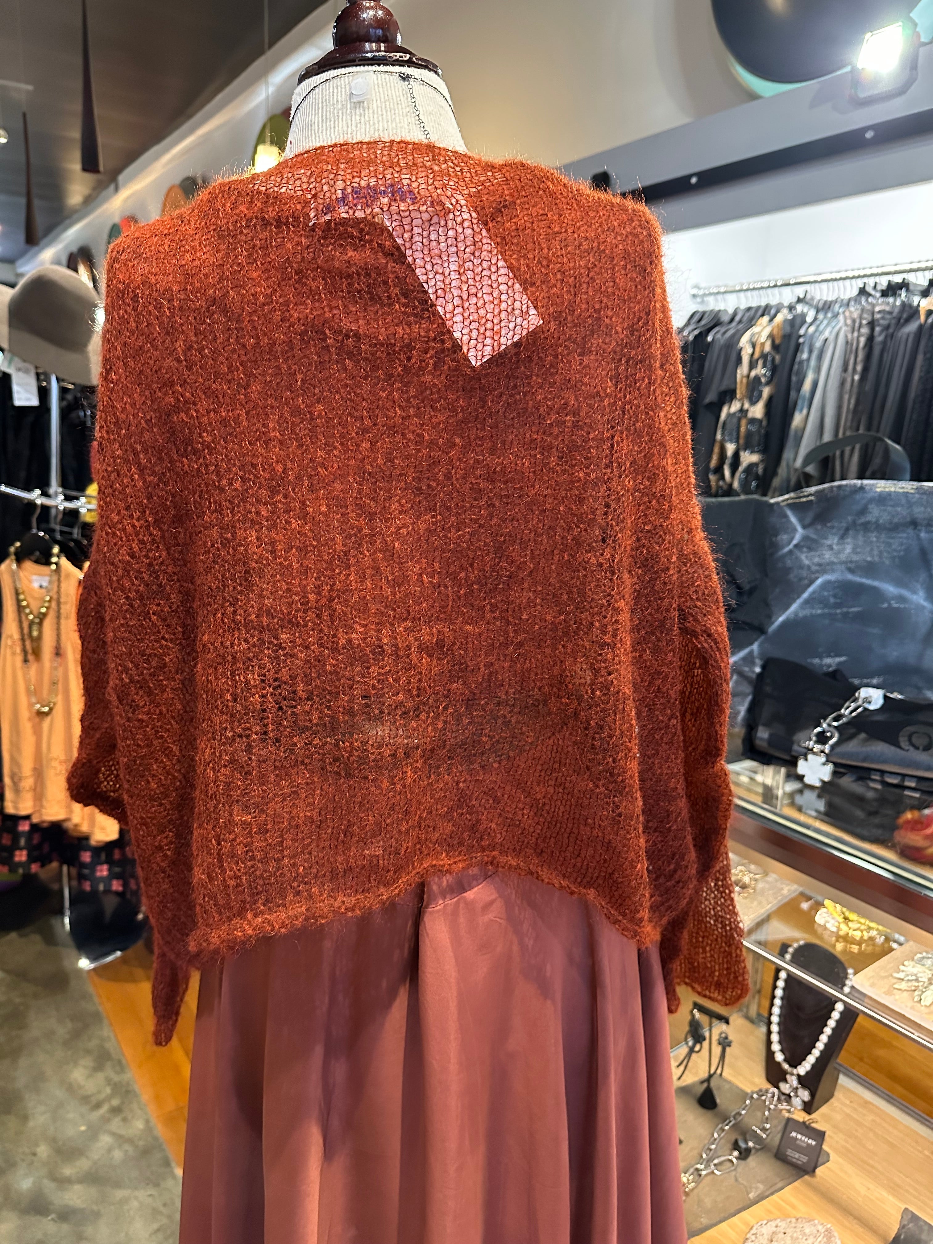 Artists and Revolutionaries - Chittendon Pullover Bittersweet