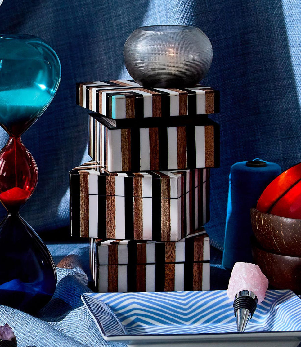 Two's Company - Trianon Covered Box