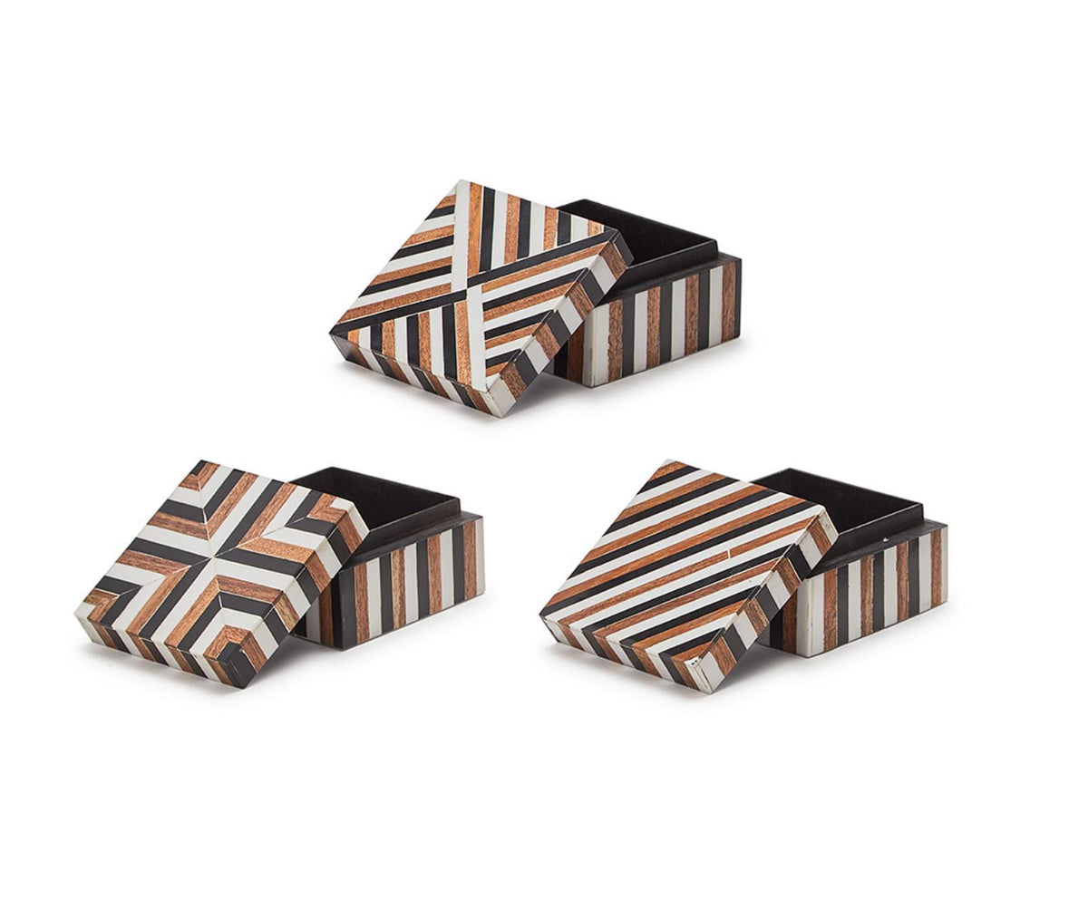 Two's Company - Trianon Covered Box