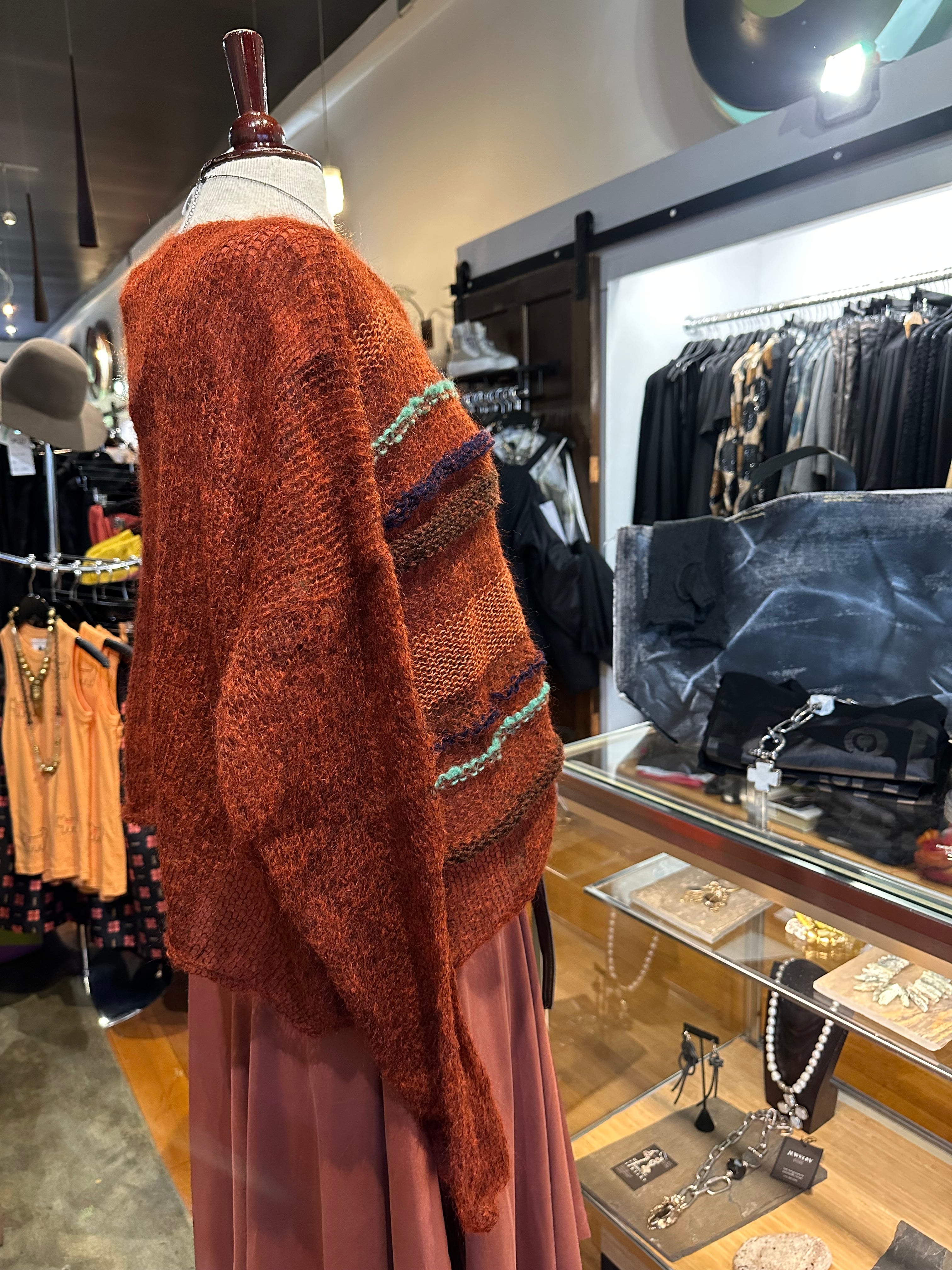 Artists and Revolutionaries - Chittendon Pullover Bittersweet