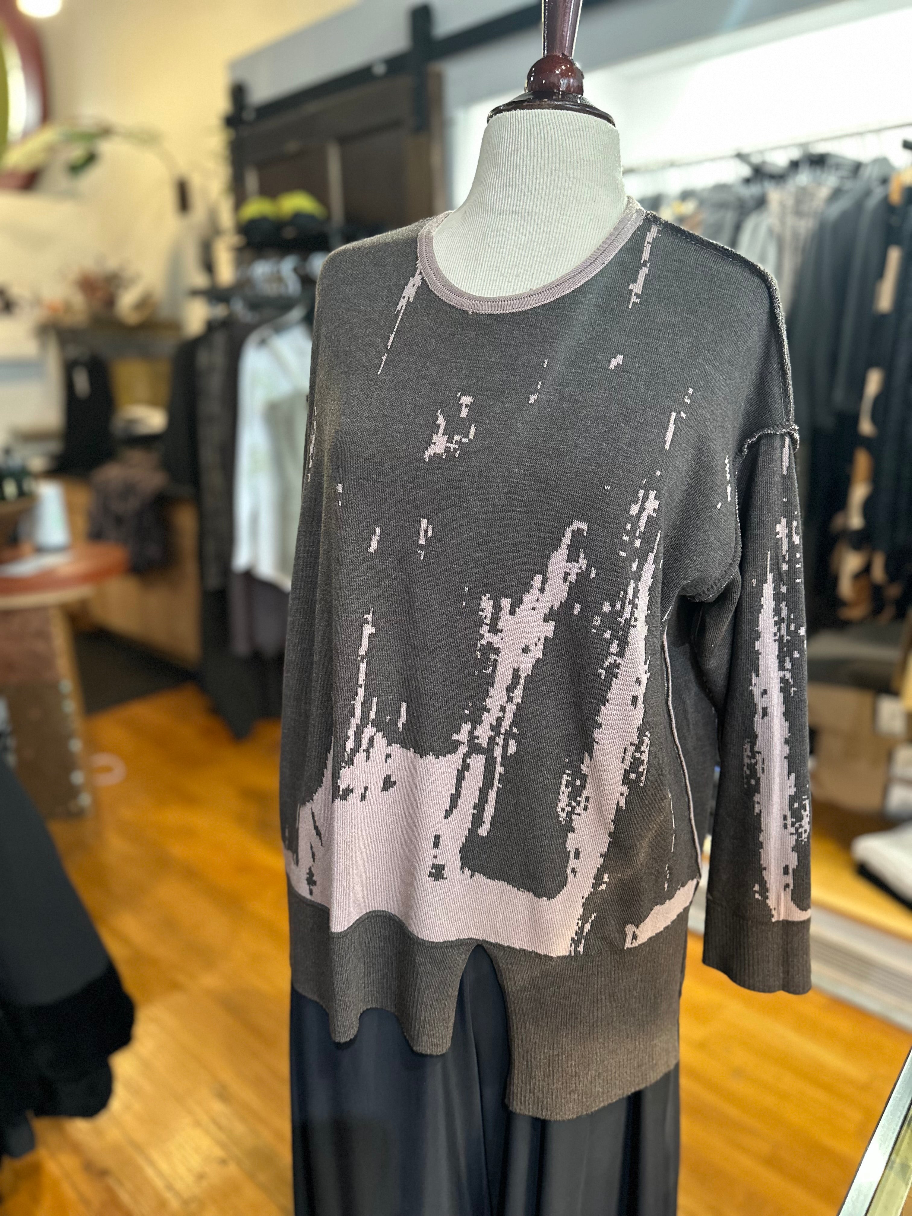 Ozai N KU - Reversible Knit Pullover