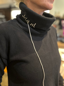 Studio B3 - Frack Pullover