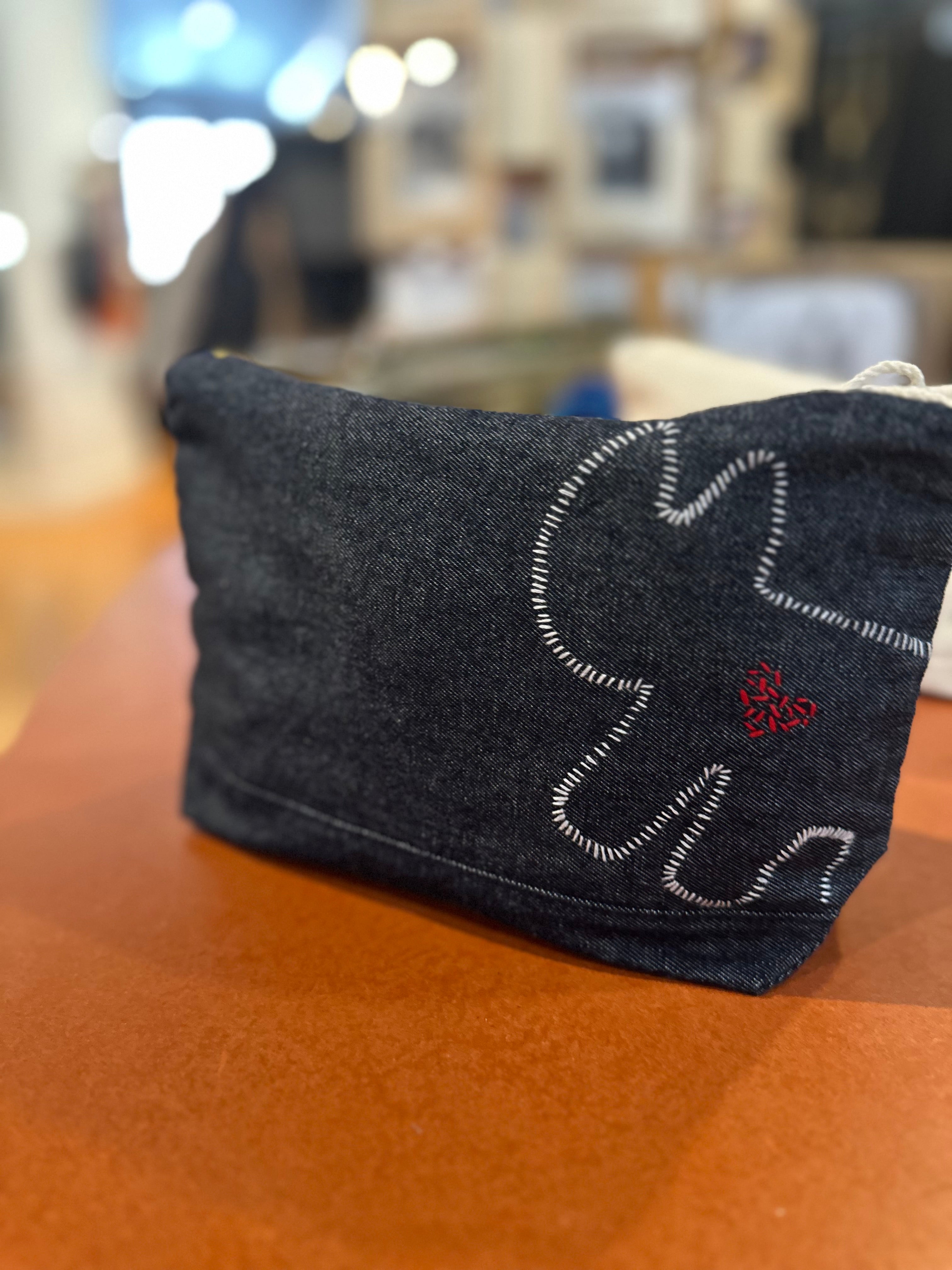 Cats with a Heart - Makeup Bag