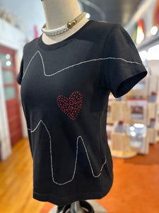 Cats with a Heart - Madre Tee