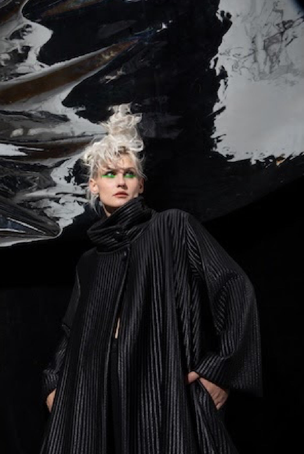 Ozai N KU - Lydia Ribbed Swing Coat