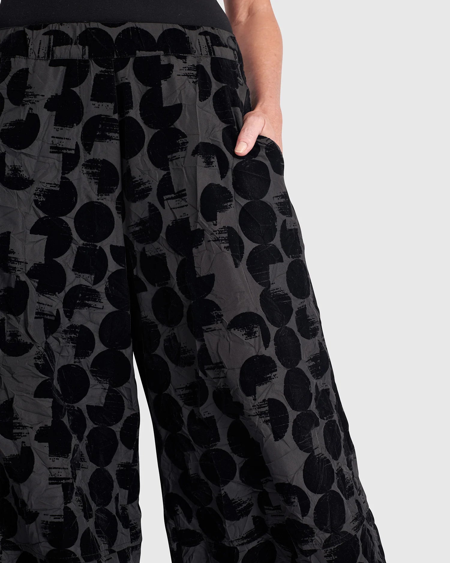 Alembika - Flocked Wide Leg Pant