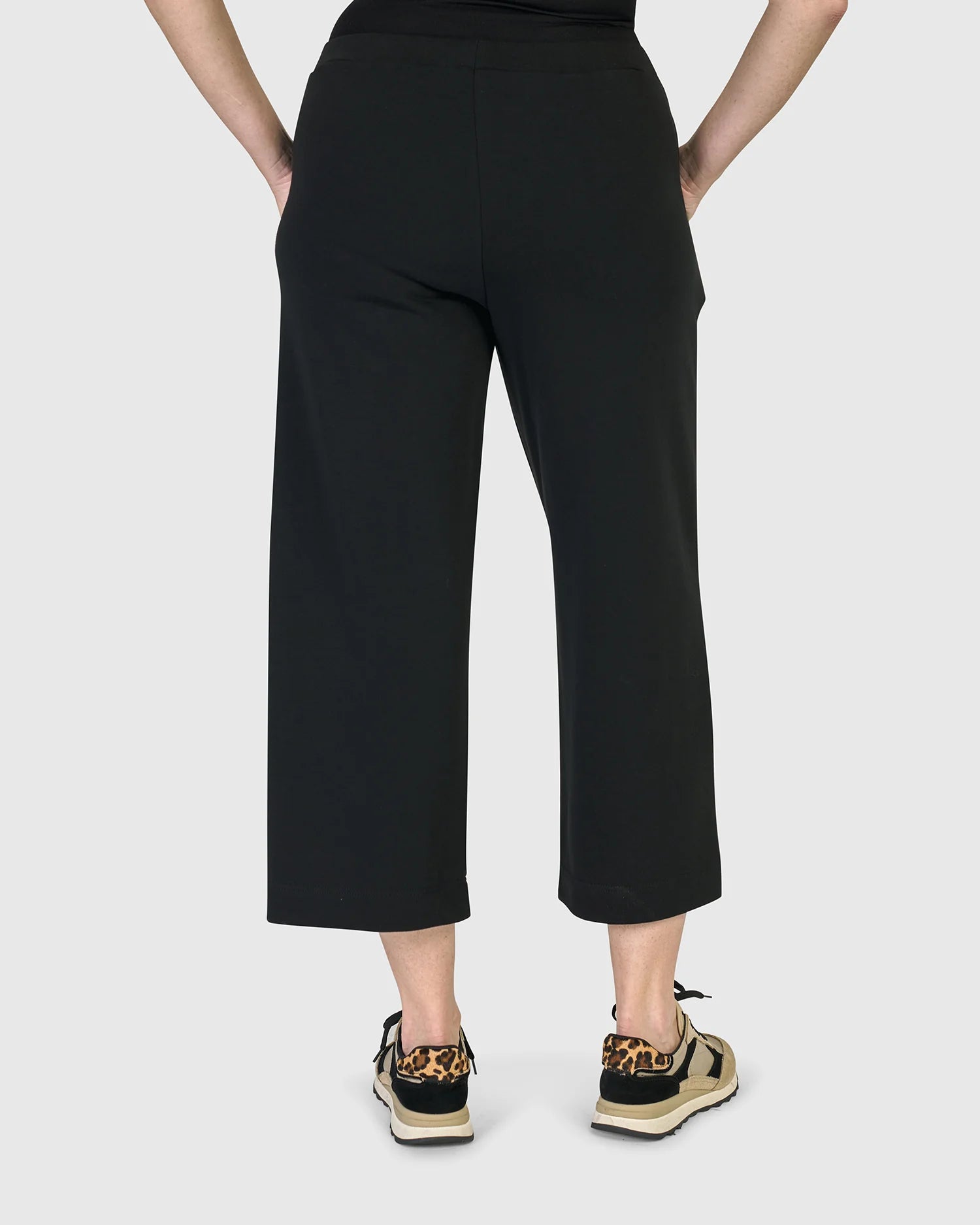 Alembika - Urban Stargate Crop Pant