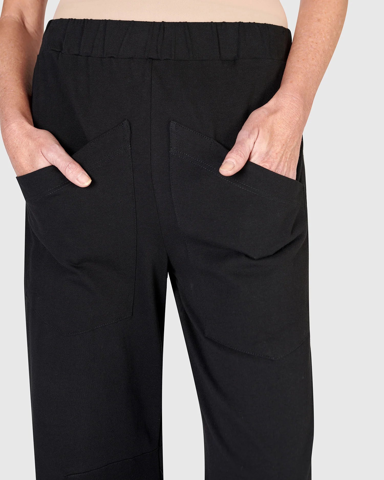 Alembika - Urban Stockholm Pant