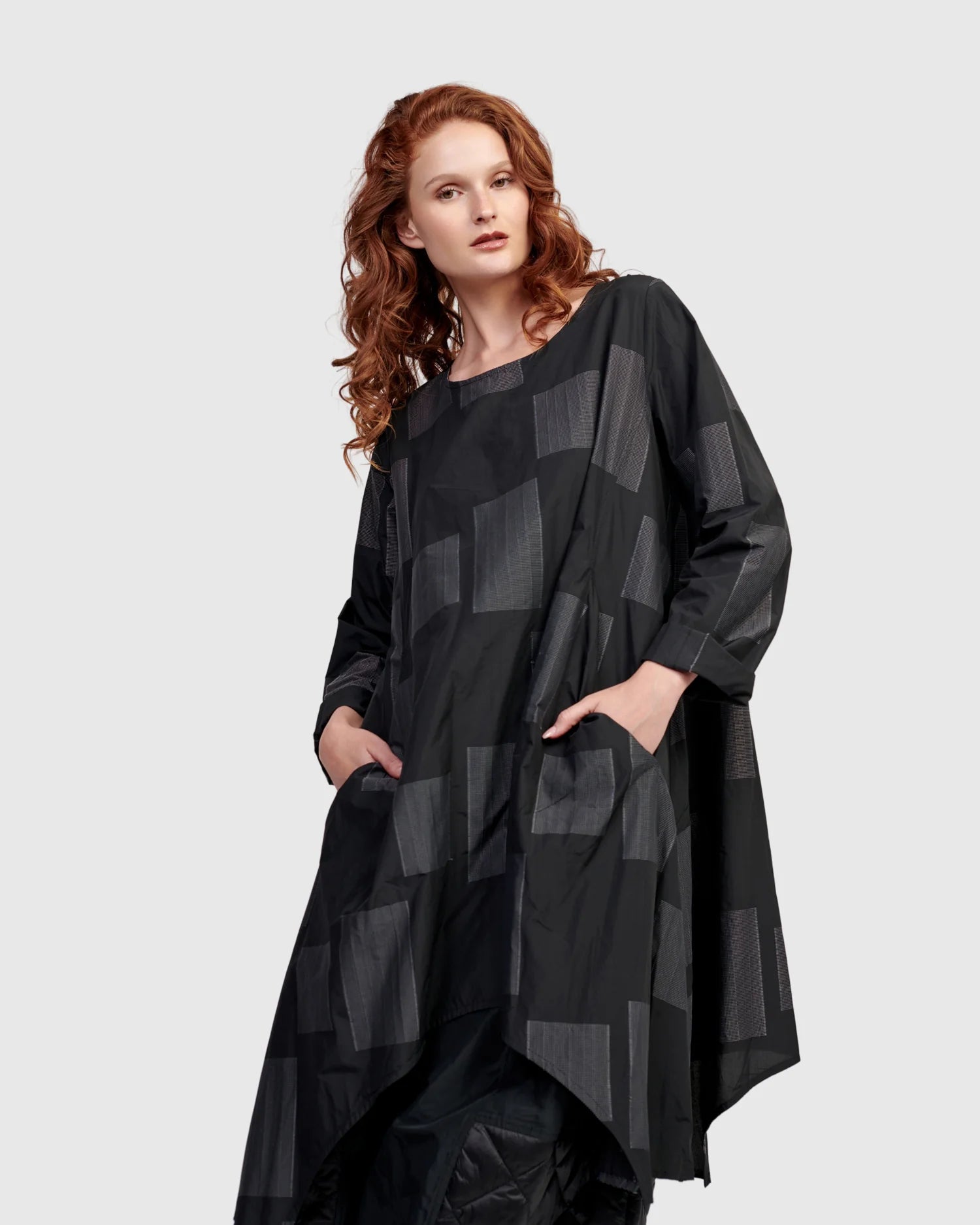 Alembika - Urban Tekna Oversized Tunic