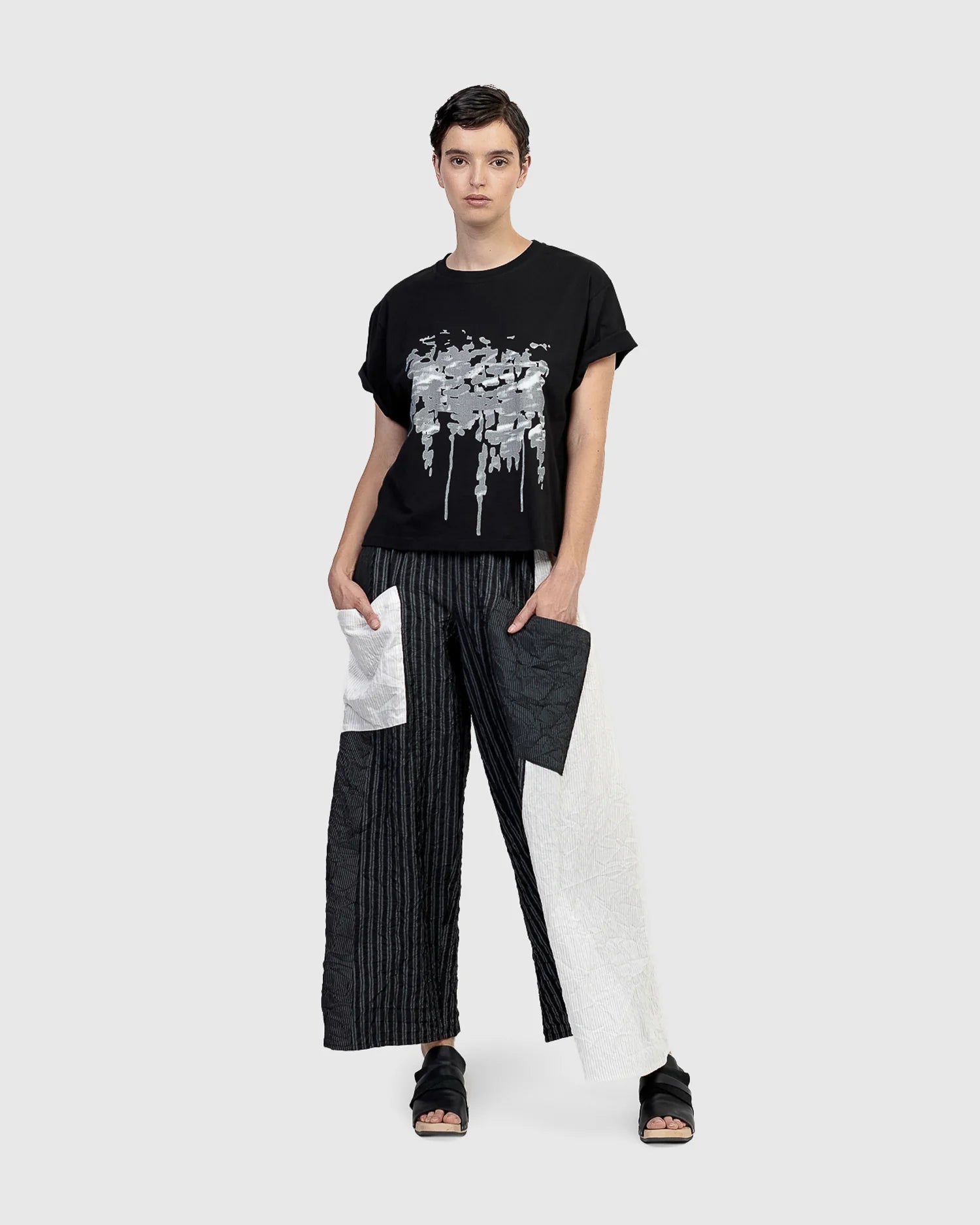 Alembika - Urban Splatter Tee Black