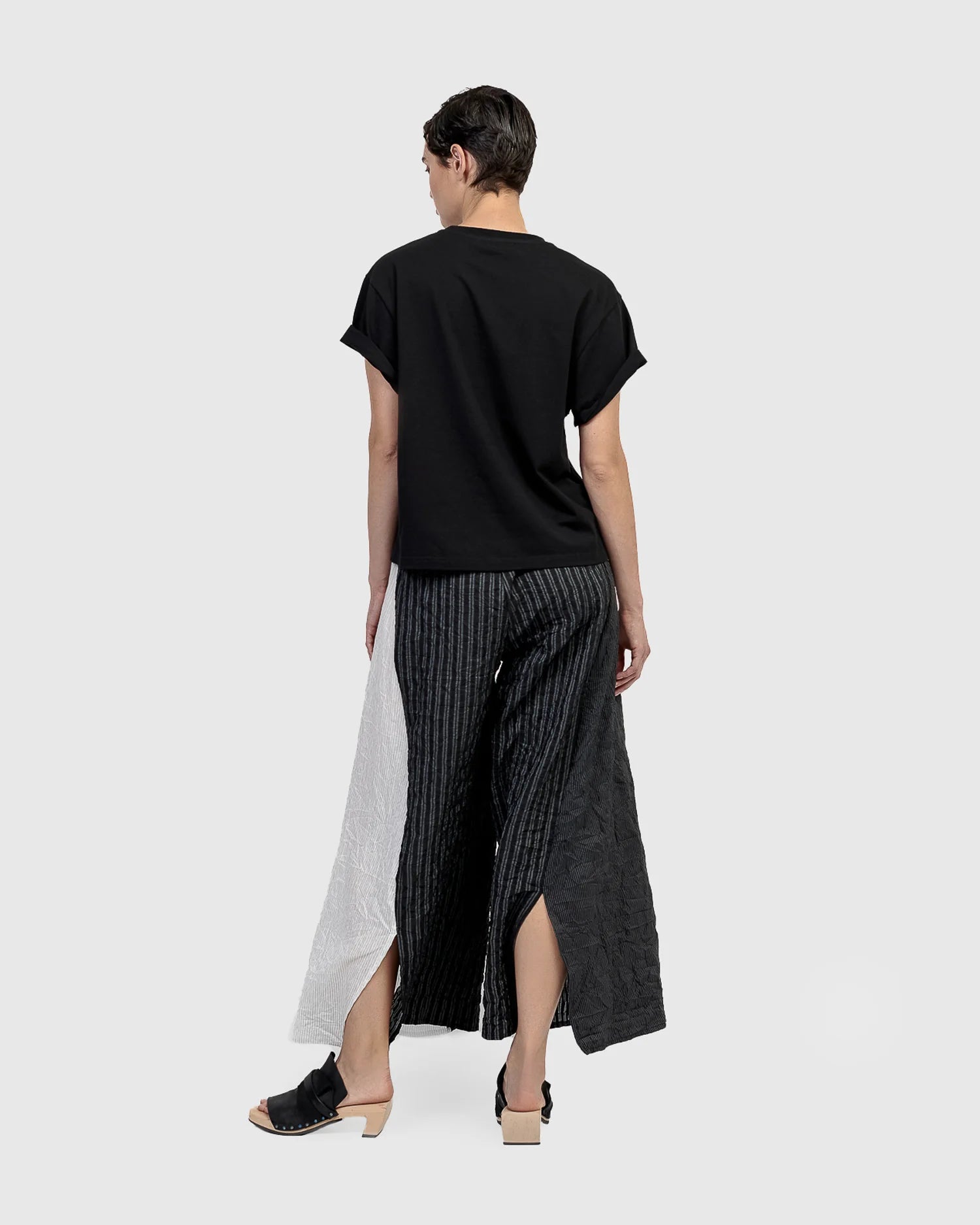 Alembika - Urban Splatter Tee Black