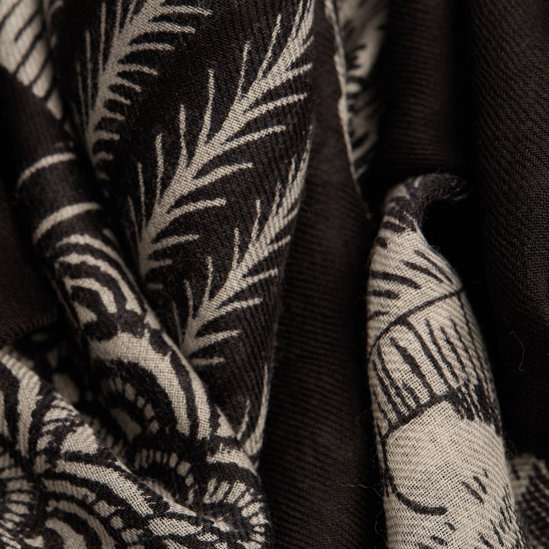 Inoui Editions - Scarf Chouette Black