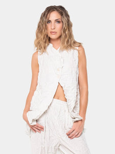 Baci - Crinkle Sleeveless Top