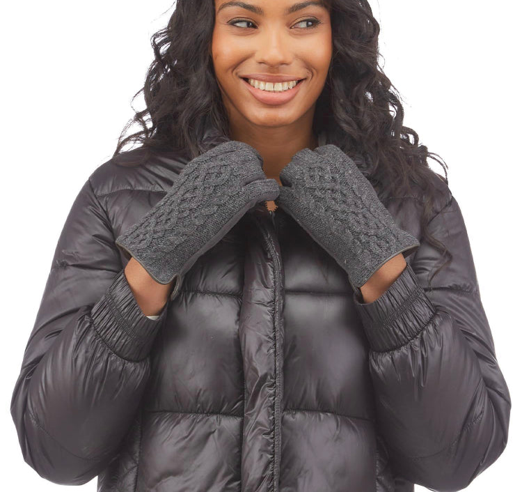 Two's Company - Cable Knit Gloves